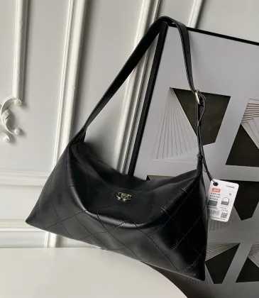 Chanel AS6139 Lambskin Hobo Shoulder Bag 32x24x12cm #A64995