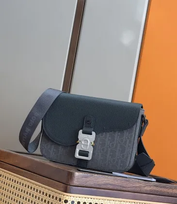 D-ior Saddle Messenger Bag – Anthracite Gray Oblique Jacquard &amp; Grained Calfskin with Signature Aluminum Buckle #A59163