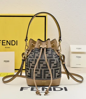 Fendi Roma Bucket Bag With Signature FF Pattern Drawstring Closure And Versatile Straps size:10×12×18cm #A54315 Fendi Roma Bucket Bag With Signature FF Pattern Drawstring Closure And Versatile Straps size:10×12×18cm #A54315