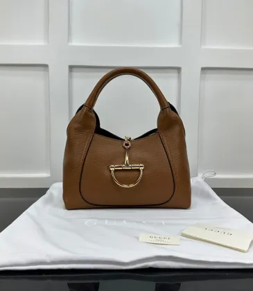 Elegant Gucci Handbag with Signature Gold Horsebit Accent and Timeless Design #A50103 Elegant Gucci Handbag with Signature Gold Horsebit Accent and Timeless Design #A50103