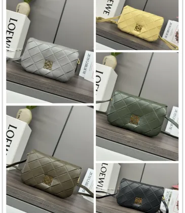Loewe bag Puffer Goya Size:20*6*13cm #A49126 Loewe bag Puffer Goya Size:20*6*13cm #A49126