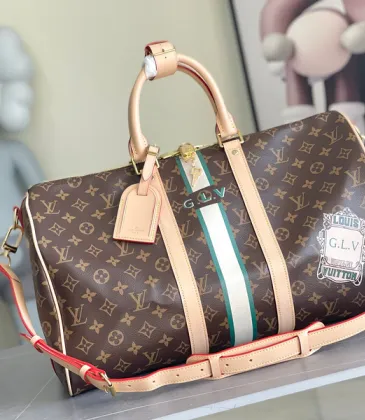 Louis Vuitton Monogram Keepall Bandoulière: Customized Luxury Travel Companion size:45×27×20cm #A53534 Louis Vuitton Monogram Keepall Bandoulière: Customized Luxury Travel Companion size:45×27×20cm #A53534