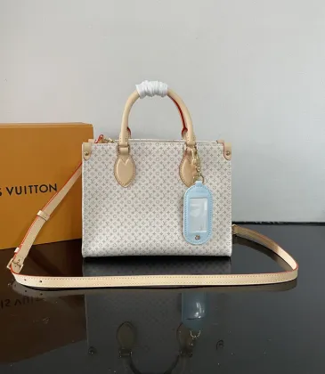 Elegant Louis Vuitton Handbag with Distinctive Monogram and Charm size:25×19×11.5cm #A53529 Elegant Louis Vuitton Handbag with Distinctive Monogram and Charm size:25×19×11.5cm #A53529