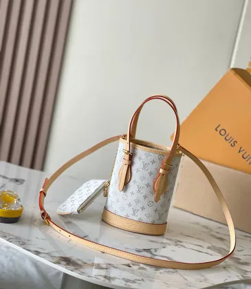 Louis Vuitton Mini Bucket Bag Set In Light Monogram Canvas With Matching Pouch And Strap #A50830 Louis Vuitton Mini Bucket Bag Set In Light Monogram Canvas With Matching Pouch And Strap #A50830