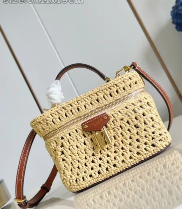 Louis Vuitton Crochet Straw Handbag With Leather Accents And Gold Hardware size:19×11×6cm #A54069 Louis Vuitton Crochet Straw Handbag With Leather Accents And Gold Hardware size:19×11×6cm #A54069