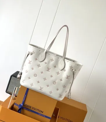 Authentic Louis Vuitton White Monogram Empreinte Neverfull MM Tote Bag M14285 #A56021 Authentic Louis Vuitton White Monogram Empreinte Neverfull MM Tote Bag M14285 #A56021