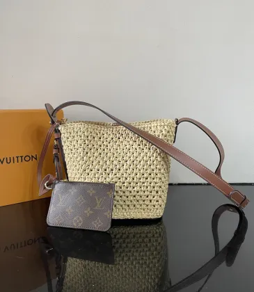 Louis Vuitton Straw Crossbody Bag With Monogram Pouch And Leather Strap size:16×18×12cm #A53374 Louis Vuitton Straw Crossbody Bag With Monogram Pouch And Leather Strap size:16×18×12cm #A53374
