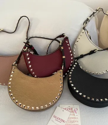 Valentino Rockstud Grainy Leather Mini Hobo Shoulder Bag 20×12×4cm #A65018