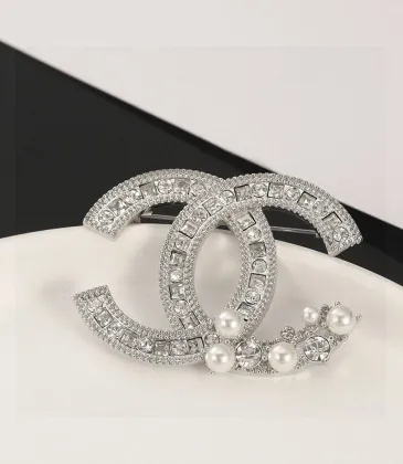 Chanel brooches #A65354