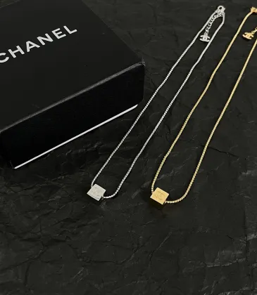 Chanel necklaces #A65470