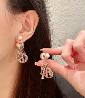 D-ior Tribales Gradient Logo Earrings #A50089