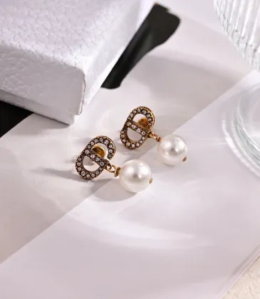 D-ior Tribales Gradient Logo Earrings #A50090