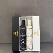 CHANEL UMBRELLA #B67826