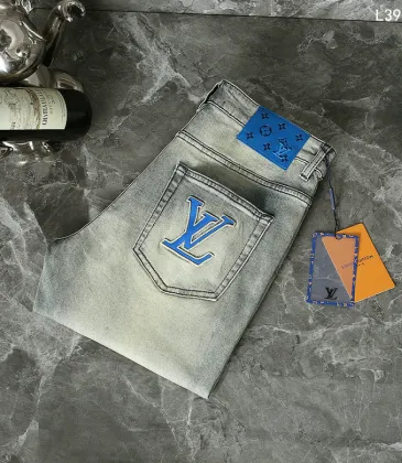 Louis Vuitton Jeans for MEN #A60613