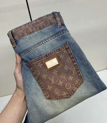 Louis Vuitton Jeans for MEN #A60625