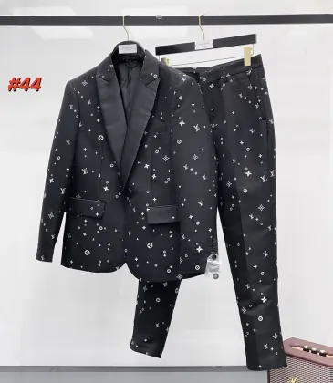 Louis Vuitton Suit #A65663