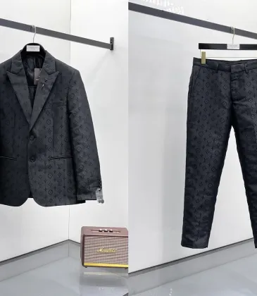Louis Vuitton Suit #A65665