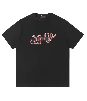 Louis Vuitton T-Shirts for AAAA Louis Vuitton T-Shirts Black/White #A50328 Louis Vuitton T-Shirts for AAAA Louis Vuitton T-Shirts Black/White #A50328