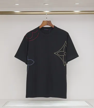 Louis Vuitton T-Shirts for AAAA Louis Vuitton T-Shirts Black/White #A50934 Louis Vuitton T-Shirts for AAAA Louis Vuitton T-Shirts Black/White #A50934