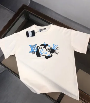Louis Vuitton T-Shirts for AAAA Louis Vuitton T-Shirts Black/White #A53938 Louis Vuitton T-Shirts for AAAA Louis Vuitton T-Shirts Black/White #A53938