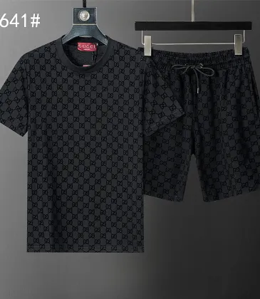 Gucci Tracksuits for Gucci short tracksuits for men #A61391