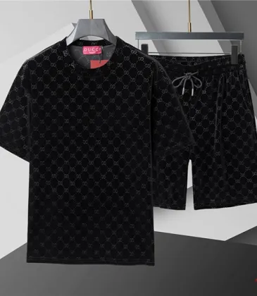 Gucci Tracksuits for Gucci short tracksuits for men #A65806