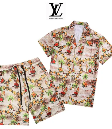 Louis Vuitton tracksuits for Louis Vuitton short tracksuits for men #A60882