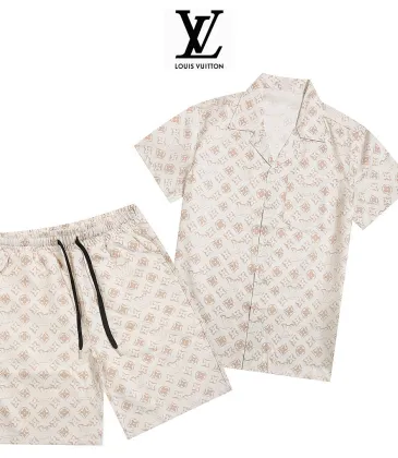 Louis Vuitton tracksuits for Louis Vuitton short tracksuits for men #A60887