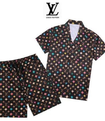 Louis Vuitton tracksuits for Louis Vuitton short tracksuits for men #A60889