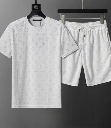 Louis Vuitton tracksuits for Louis Vuitton short tracksuits for men #A61399