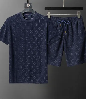 Louis Vuitton tracksuits for Louis Vuitton short tracksuits for men #A61401