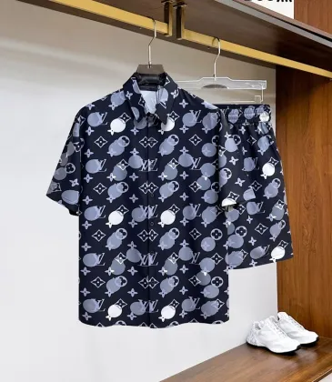 Louis Vuitton tracksuits for Louis Vuitton short tracksuits for men #A62238
