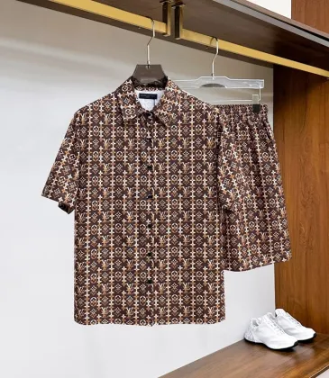 Louis Vuitton tracksuits for Louis Vuitton short tracksuits for men #A62241