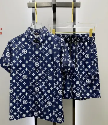 Louis Vuitton tracksuits for Louis Vuitton short tracksuits for men #A65685
