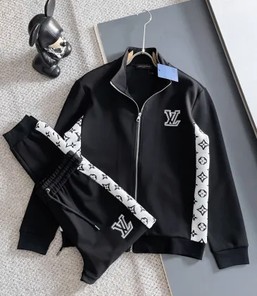 Louis Vuitton tracksuits for Men long tracksuits #A57950