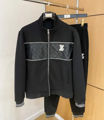 Louis Vuitton tracksuits for Men long tracksuits #A60164