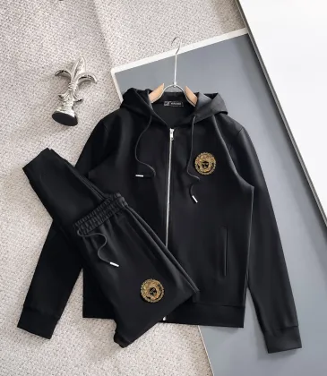 versace Tracksuits for Men's long tracksuits #A55073