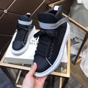 Alexander McQueen Shoes for Unisex McQueen Sneakers #999915889