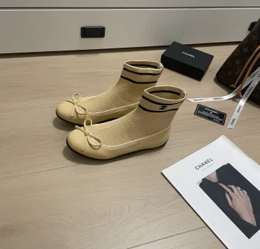 Chanel shoes for Women's Chanel Sneakers #B69522