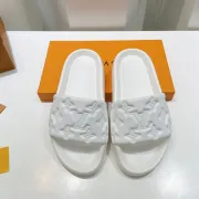 Louis Vuitton Shoes for Men's and women Louis Vuitton Slippers #999923926