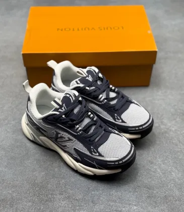 Louis Vuitton Tatic Runner Low Top Logo Lace-Up Casual Sneakers #B68520