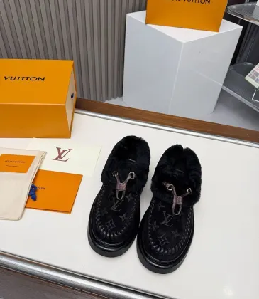 Louis Vuitton Shoes for Women's Louis Vuitton Sneakers #A59113