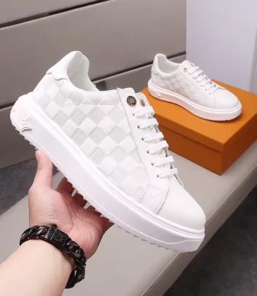 White Women's Louis Vuitton Sneakers #A65910