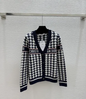 D-ior Women's V-Neck Cardigan  Houndstooth Pattern with Christian D-ior Logo Detail for Luxury Fashion Lovers #A57755