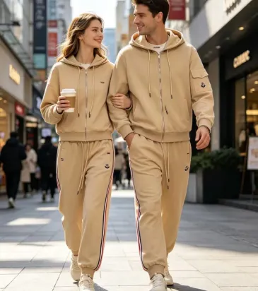 Moncler Fashion Tracksuits for men and women #B69518